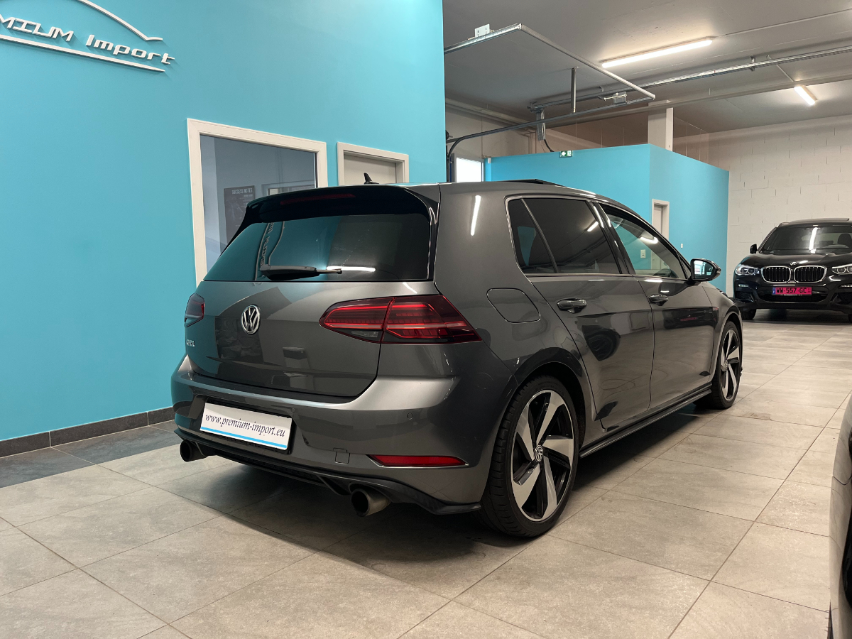 Volkswagen Golf GTI VII