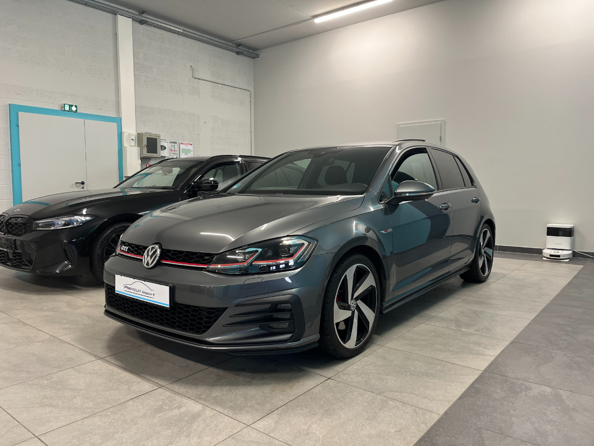 Volkswagen Golf GTI VII