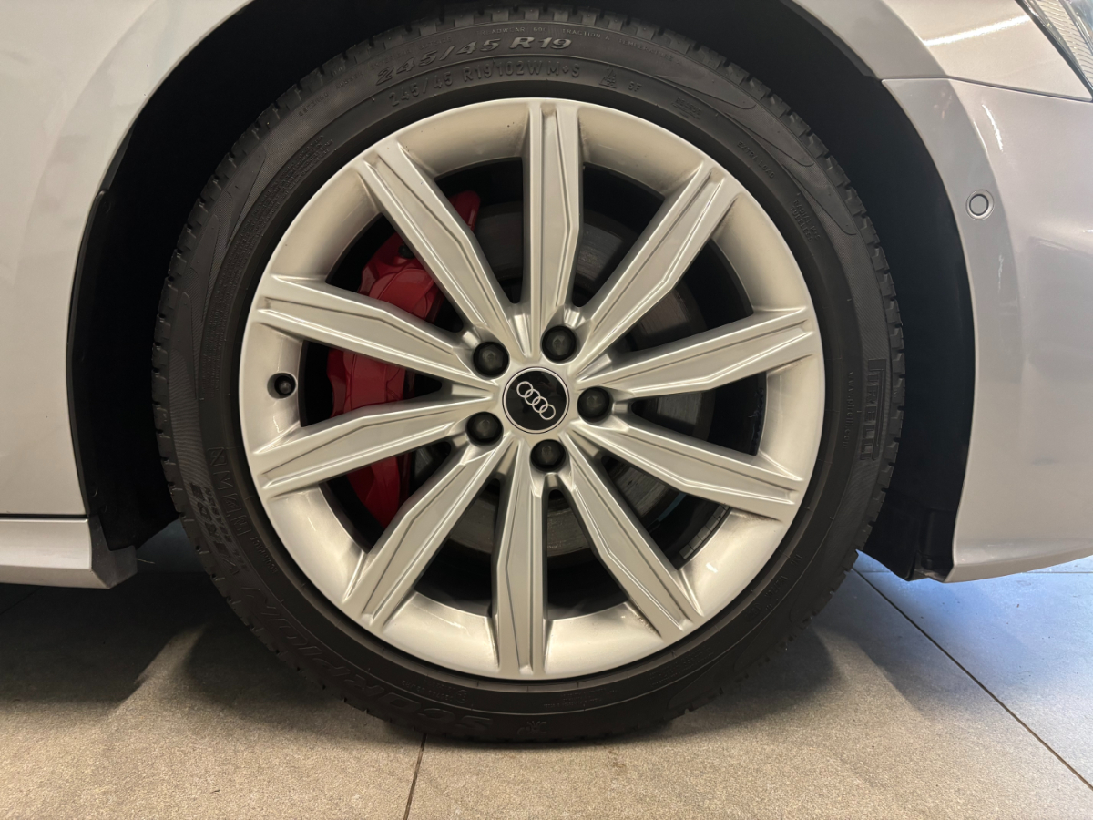 Audi A6 Avant 55 TFSI e quattro