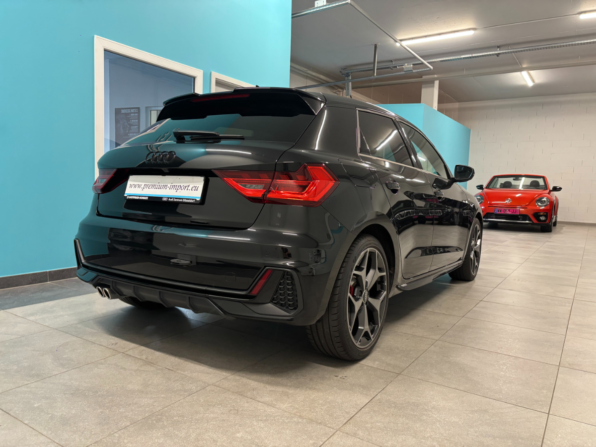 Audi A1 Sportback 40 TFSI S-LINE