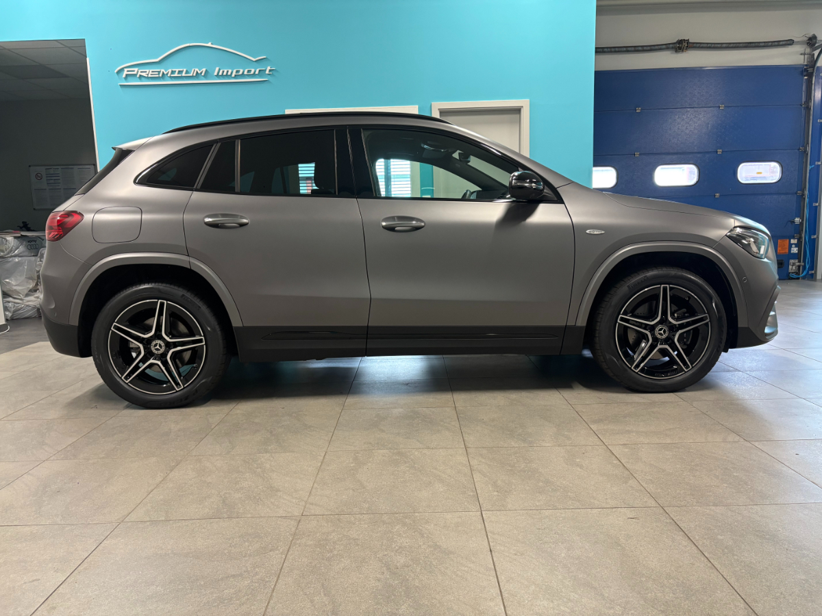 Mercedes-Benz GLA 250 e