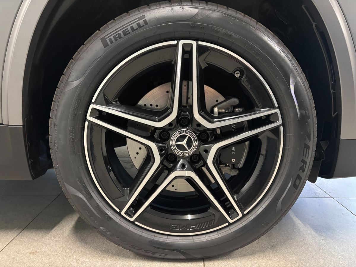 Mercedes-Benz GLA 250 e