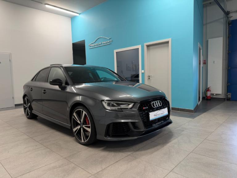 Audi RS3 Limousine