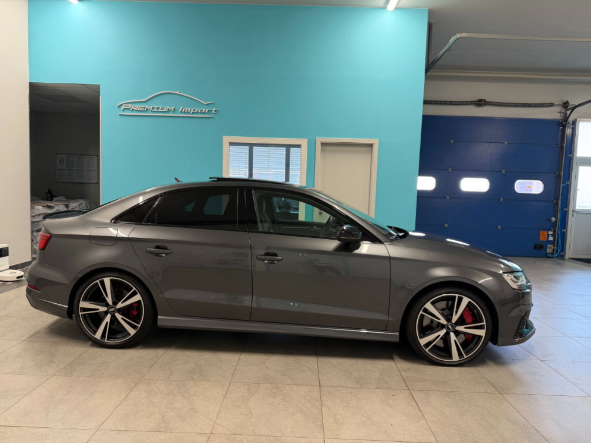 Audi RS3 Limousine