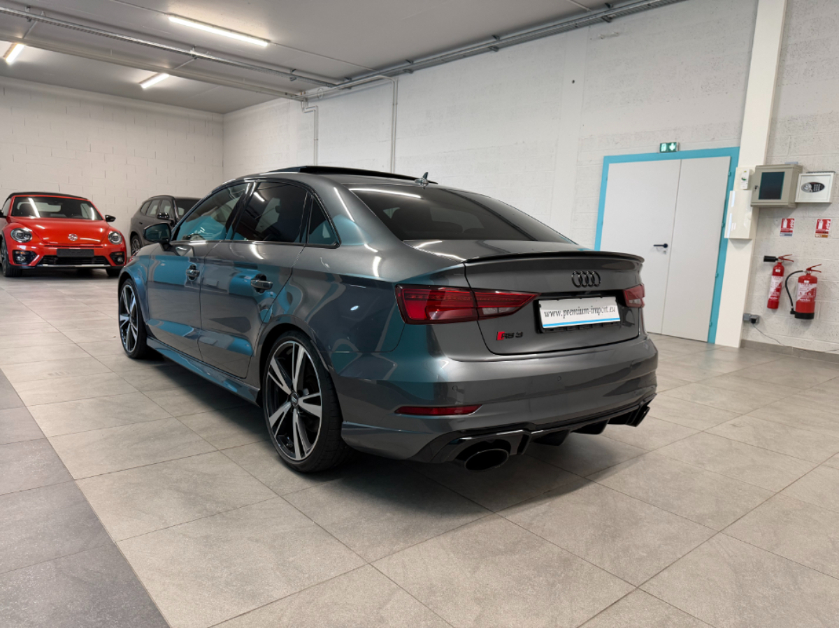 Audi RS3 Limousine