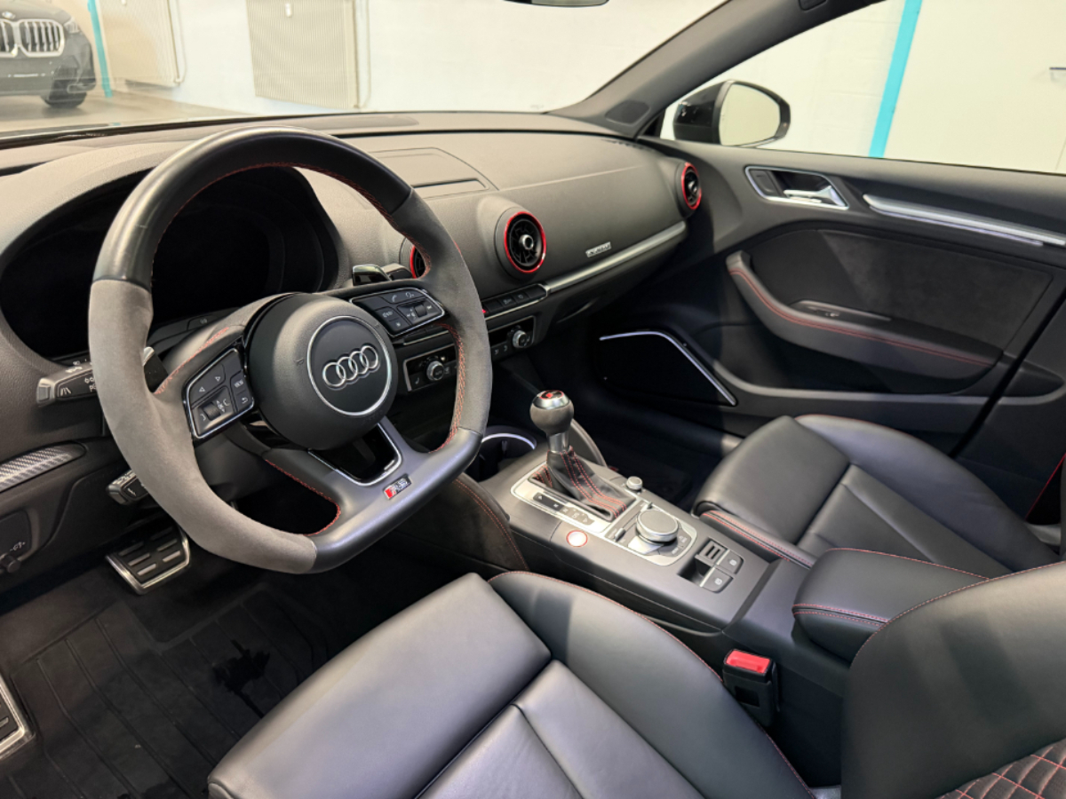 Audi RS3 Limousine